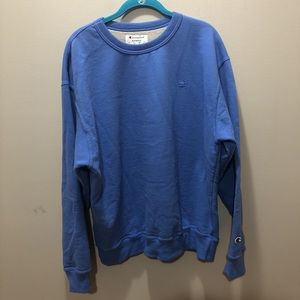 Vintage Blue Champion Sweatshirt!
